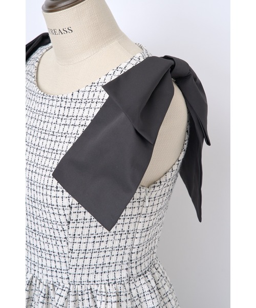MISTREASS(ミストレアス)の「Multi Way Ribbon Tweed Dress(ワンピース・レディース・ブラック/ホワイト/ピンク・FREE)」の15枚目の写真