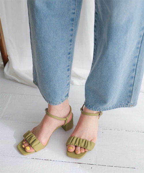 titivate（ティティベイト）の「ギャザーサンダル（サンダル・レディース・ブラック/オリーブ/キャメル/ライトイエロー・M/S/XL/L）」の12枚目の写真