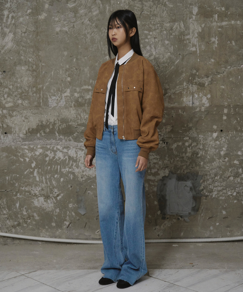 ERER(エルエル)の「Washed Bootcut Denim Pants Sky Blue(デニムパンツ・レディース・スカイブルー・1/2)」の7枚目の写真