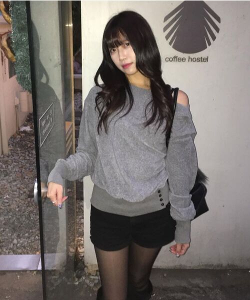 DEARSTALKER(ディアストーカー)の「MARIA ONE OFF-SHOULDER MTM - GREY(スウェット・レディース・その他・FREE)」の2枚目の写真