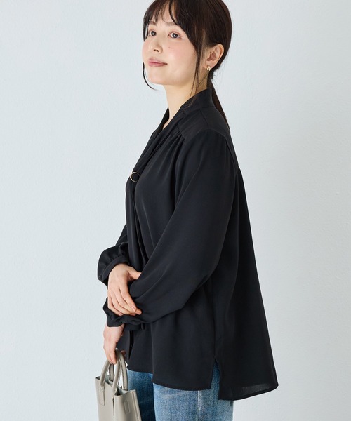 INCEDE(インシード)の「3WAYスカーフリング付き ギャザーブラウス(シャツ/ブラウス・レディース・ライトピンク/ブラック/ライトグリーン/ホワイト・M/L/LL)」の11枚目の写真