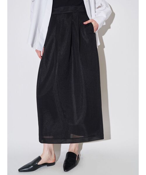 ELENDEEK(エレンディーク)の「メッシュボンディングタックスカート(スカート・レディース・オフホワイト/ブラック・01/02)」の2枚目の写真