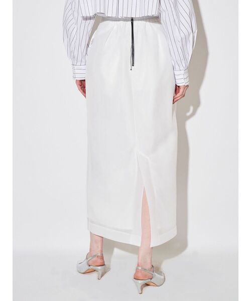 ELENDEEK(エレンディーク)の「メッシュボンディングタックスカート(スカート・レディース・オフホワイト/ブラック・01/02)」の17枚目の写真