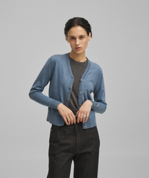 w. Peachskin V-Neck Cardigan (Faded Indigo)