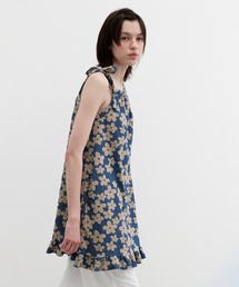 YOUNGOH（ヨンオ）の「Flower jacquard terry strap dress blue/beige（ワンピース）」