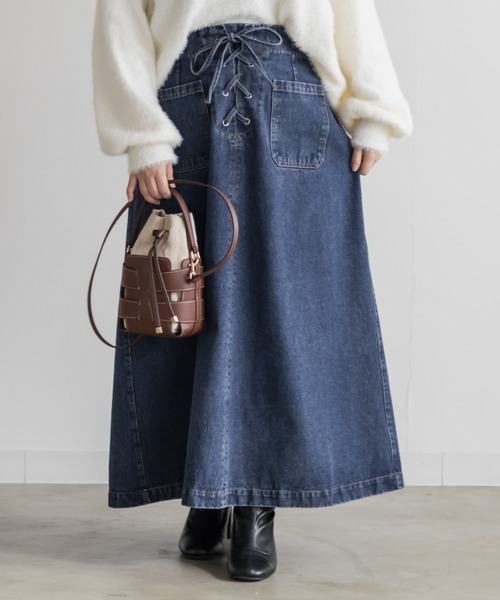 CLETTE(クレット)の「CLETTEオリジナルレースアップデニムスカート(スカート・レディース・ブルー/ブラック/サックスブルー・4L/3L/LL)」の3枚目の写真
