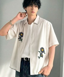 Classical Origin（クラシカルオリジン）の「【接触冷感機能付き】サガラ刺繍フラワーステッチシャツ/Cool-Touch Fabric Sagara Embroidered Flower Stitch Shirt (半袖)（シャツ/ブラウス）」