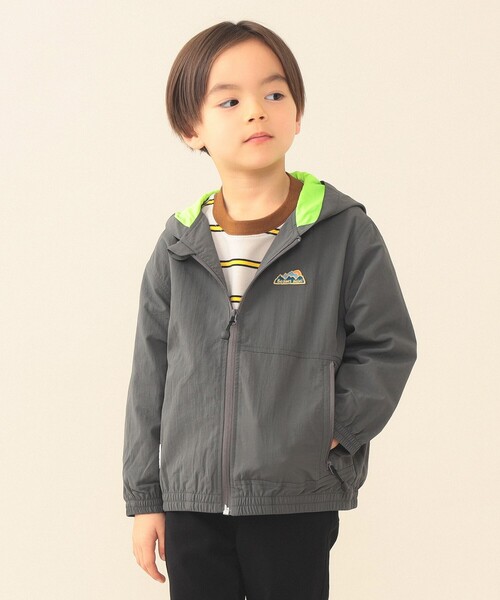 BEAMS mini（ビームスミニ）の「撥水 ポケッタブル ブルゾン 2026SS（90～150cm）（ブルゾン・キッズ・レッド/チャコールグレー・120/110/100/90/150/140/130）」の4枚目の写真