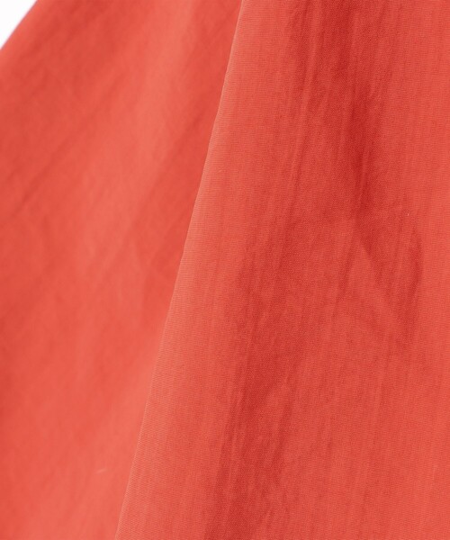 BEAMS mini（ビームスミニ）の「撥水 ポケッタブル ブルゾン 2026SS（90～150cm）（ブルゾン・キッズ・レッド/チャコールグレー・120/110/100/90/150/140/130）」の10枚目の写真