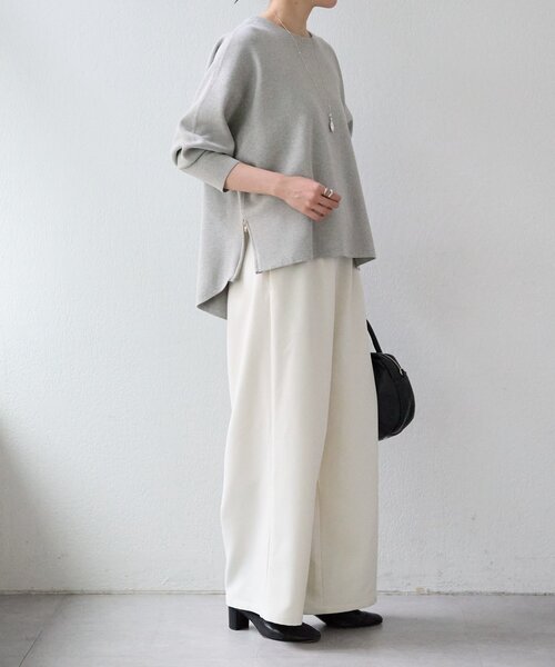 BEARDSLEY（ビアズリー）の「BAイニシャルサイドZIPニット（ニット/セーター・レディース・ホワイト/グレー・FREE）」の3枚目の写真