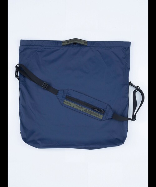 WEEKEND(ER)(ウィークエンダー)の「【WEEKEND(ER)/ウィークエンダー】LW PACKABLE SHOULDER/ライトウェイトパッカブルショルダー/ユニセックス/【WEB限定】(バックパック/リュック・メンズ・ライトグレー/ネイビー/ブラック・フリー)」の16枚目の写真