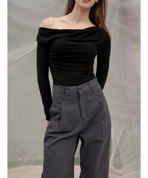 Sorry,Too Much Love(ソーリートゥーマッチラブ)の「Baggy Pin tuck Cotton Pants_Charcoal(その他パンツ・レディース・その他・S/M)」の4枚目の写真