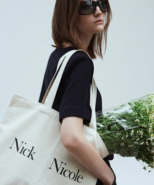 NICK&NICOLE(ニックアンドニコール)の「NICOLE CANVAS SQUARE ECOBAG_OATMEAL(エコバッグ/サブバッグ・レディース・その他・ONE SIZE)」の5枚目の写真