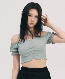 BABLETWO（ビーエイブルトゥー）の「yui shirring top-khaki（Tシャツ/カットソー）」