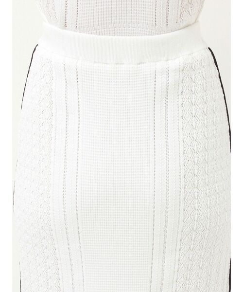 LAGUNAMOON（ラグナムーン）の「バイカラーサイドラインレースニットセットアップ（ワンピース・レディース・ホワイト/ブラック/ブルー・MEDIUM/SMALL）」の7枚目の写真