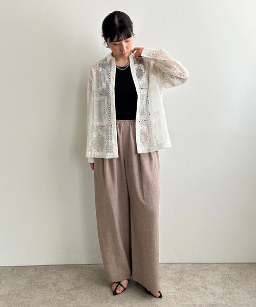 LHELBIE(レルビエ)の「エンブロイダリーシアーシャツ(シャツ/ブラウス・レディース・オフホワイト/ブラック・M)」の14枚目の写真