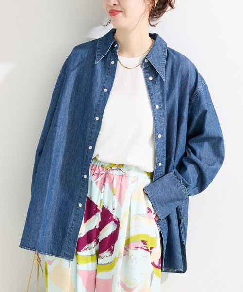B.C STOCK(ベーセーストック)の「ウォッシャブル / DU JOUR / デュ ジュール LONG-POINT JEAN SHIRT(シャツ/ブラウス・レディース・ブルー系その他・FREE)」の1枚目の写真