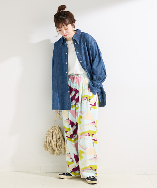 B.C STOCK(ベーセーストック)の「ウォッシャブル / DU JOUR / デュ ジュール LONG-POINT JEAN SHIRT(シャツ/ブラウス・レディース・ブルー系その他・FREE)」の3枚目の写真