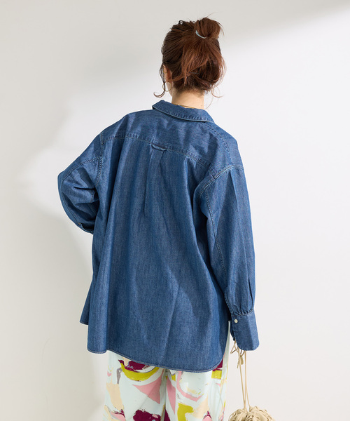 B.C STOCK(ベーセーストック)の「ウォッシャブル / DU JOUR / デュ ジュール LONG-POINT JEAN SHIRT(シャツ/ブラウス・レディース・ブルー系その他・FREE)」の16枚目の写真