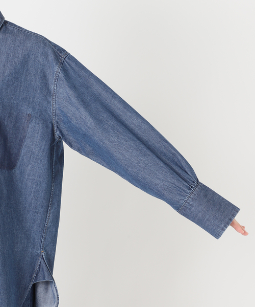 B.C STOCK(ベーセーストック)の「ウォッシャブル / DU JOUR / デュ ジュール LONG-POINT JEAN SHIRT(シャツ/ブラウス・レディース・ブルー系その他・FREE)」の7枚目の写真