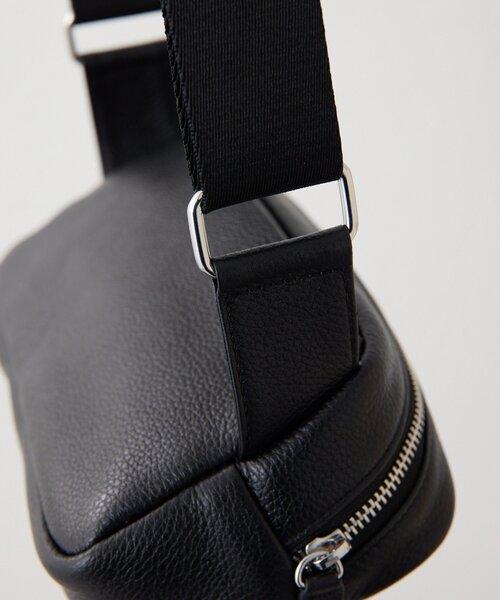 ear PAPILLONNER（イアパピヨネ）の「《本革/290g》エンボスボディバッグ（ショルダーバッグ・レディース・ブラック/ベージュ/パープル・FREE）」の10枚目の写真