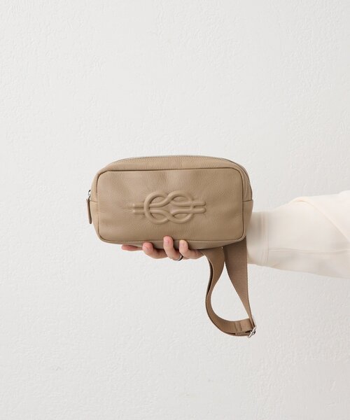 本革/290g》エンボスボディバッグ（ショルダーバッグ）｜ear