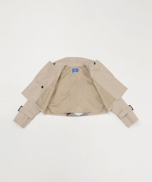 BLUE LABEL CRESTBRIDGE（ブルーレーベルクレストブリッジ）の「バックコンシャスショートトレンチコート（トレンチコート・レディース・ベージュ/ダークネイビー・38/36）」の19枚目の写真