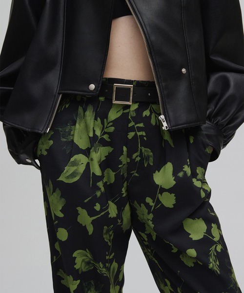 Ameri(アメリ)の「SQUARE PARTS BELT(ベルト・レディース・アイボリー/ブラック・FREE)」の3枚目の写真