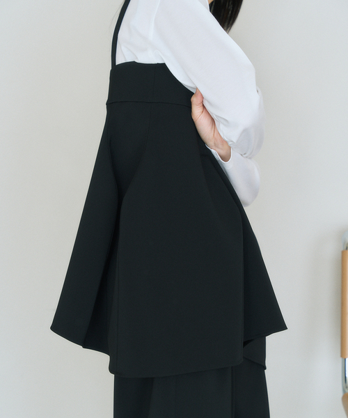 HARDY NOIR(アルディーノアール)の「《追加2》ダブルクロスビスチェ(シャツ/ブラウス・レディース・ブラック・FREE)」の4枚目の写真