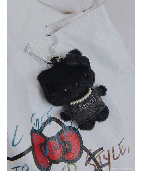 sanrio(サンリオ)の「HELLO KITTY×Ameri MASCOT KEYCHAIN(その他・レディース・ブラック・FREE)」の4枚目の写真