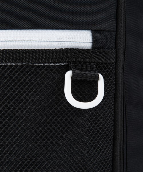 Champion(チャンピオン)の「チャンピオン リュックサック ラウンド型 通学 65461(バックパック/リュック・メンズ・ブラック×ホワイト/ブラック×グリーン/ブラック×ピンク/ベージュ×ブラック・FREE)」の21枚目の写真
