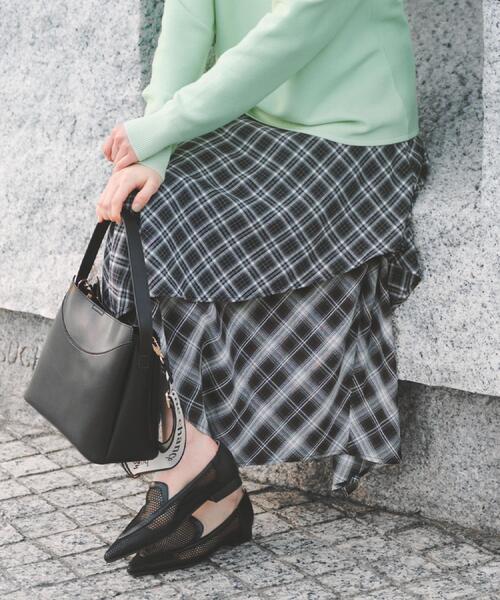 THE SHOP TK （ザ ショップ ティーケー ）の「チェック柄アシンメトリースカート（スカート・レディース・ブラック系1/ダークブラウン系1・12/13）」の4枚目の写真