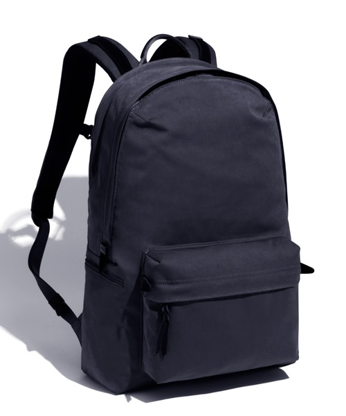 UNTRACK(アントラック)の「リュックサック CITY/TK 24L B4サイズ 15.6インチPC 2気室 60511(バックパック/リュック・メンズ・ブラック/ネイビー・FREE)」の2枚目の写真