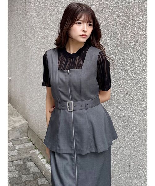 MURUA（ムルーア）の「フロントZIPビスチェジャンパースカート（ジャンパースカート・レディース・グレー/ブラック/ベージュ・2/1）」の5枚目の写真