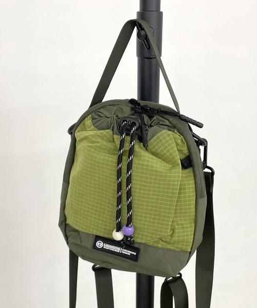 CRB(シーアールビー)の「配色ミニショルダーバッグ(ショルダーバッグ・レディース・マスタード/カーキ/ブラック・F)」の17枚目の写真