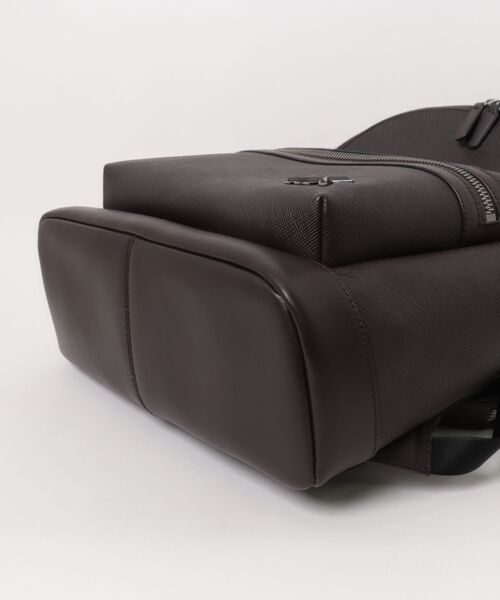 MICHAEL KORS(マイケルコース)の「EDISON レザー バックパック(バックパック/リュック・メンズ・ブラウン系・FREE)」の5枚目の写真