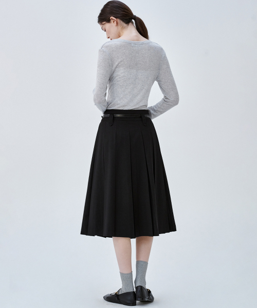 MALOUPE（マロップ）の「3113 プリーツスカート (ブラック)（スカート・レディース・その他・SMALL/MEDIUM）」の2枚目の写真