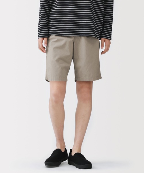 無印良品（ムジルシリョウヒン）の「紳士 洗いざらしブロードイージーショートパンツ（その他パンツ・メンズ・ブラック/スモークピンク/ブラウン系/チャコールグレー/ネイビー/カーキ系/ブルー系・S/M/L/XL）」の3枚目の写真