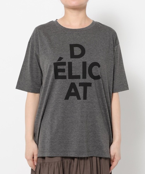 mysty woman（ミスティウーマン）の「DELICATロゴTEESS 668387（Tシャツ/カットソー・レディース・ブラック/チャコールグレー/オフホワイト・FREE）」の15枚目の写真