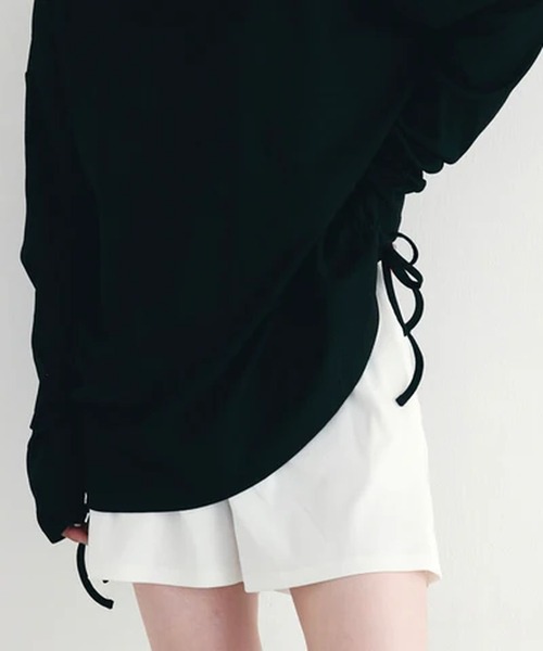 merrylatte（メリーラテ）の「サイドドロストラッシュガードプルオーバー【IROHANI】（Tシャツ/カットソー・レディース・ブラック/ホワイト・FREE）」の3枚目の写真