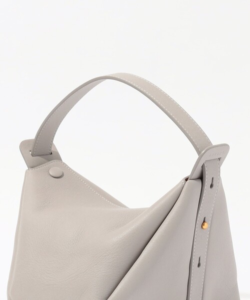 TOMORROWLAND （トゥモローランド）の「ADVENE AGE ハンドバッグ（ハンドバッグ・レディース・ライトグレー・FREE）」の6枚目の写真