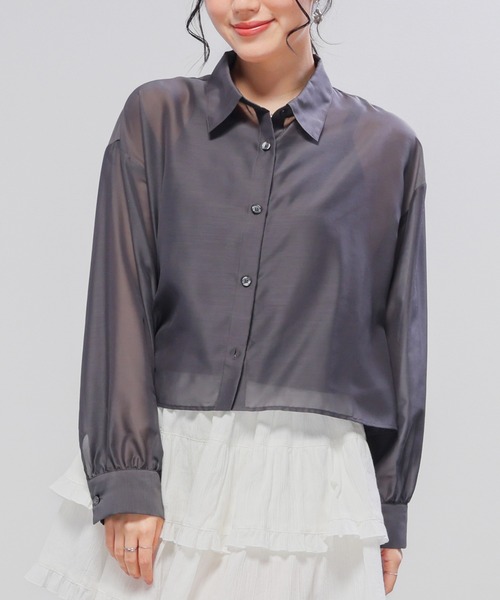 Honeys(ハニーズ)の「キャミ付シアーシャツ(シャツ/ブラウス・レディース・ホワイト系その他/グリーン/ピンク/スミクロ/グレー/アイボリー/ブルー系その他3・L/M/S/SS)」の4枚目の写真