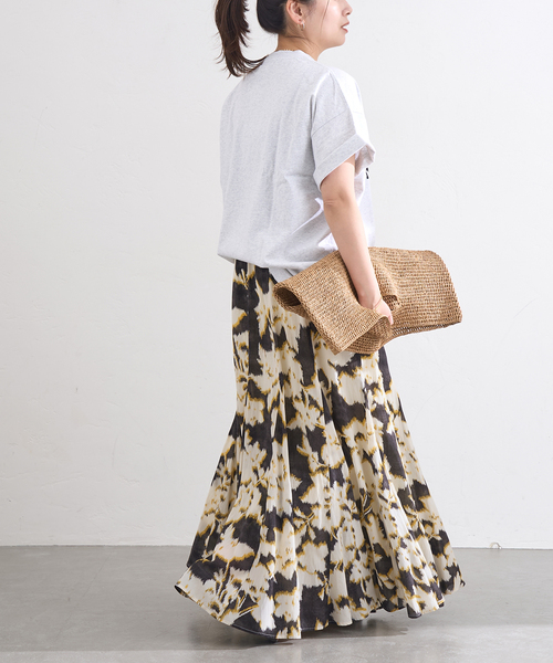 JOURNAL STANDARD（ジャーナルスタンダード）の「オリエンタルプリントスカート（スカート・レディース・ブルー/イエロー・FREE）」の8枚目の写真