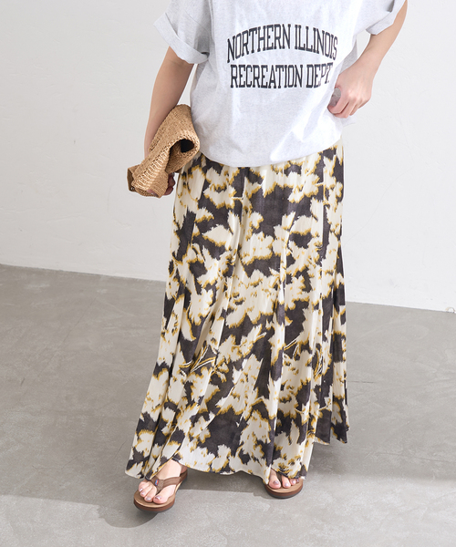 JOURNAL STANDARD（ジャーナルスタンダード）の「オリエンタルプリントスカート（スカート・レディース・ブルー/イエロー・FREE）」の9枚目の写真