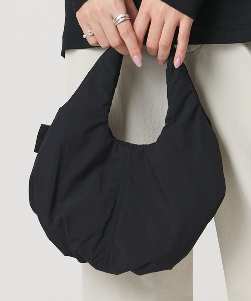 MARW UNITED ARROWS(マルゥ ユナイテッドアローズ)の「<MARW UNITED ARROWS>ファブリック トートバッグ S 撥水(トートバッグ・レディース・ブラック/オフホワイト・FREE)」の11枚目の写真