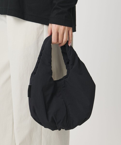 MARW UNITED ARROWS(マルゥ ユナイテッドアローズ)の「<MARW UNITED ARROWS>ファブリック トートバッグ S 撥水(トートバッグ・レディース・ブラック/オフホワイト・FREE)」の12枚目の写真