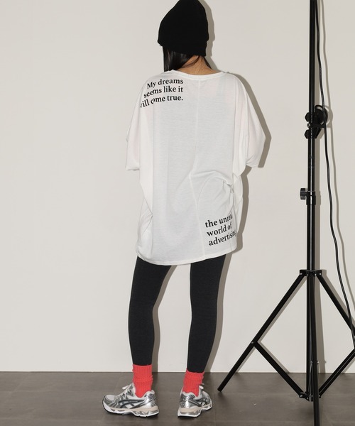 FUNALIVE(ファンアライブ)の「前後ロゴドルマンTチュニック 半端袖(Tシャツ/カットソー・レディース・ブラック/モカ/ホワイト・L)」の15枚目の写真