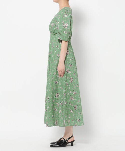 mysty woman（ミスティウーマン）の「レトロフラワーVネックワンピース 666532（ワンピース・レディース・グリーン/ネイビー・FREE）」の6枚目の写真