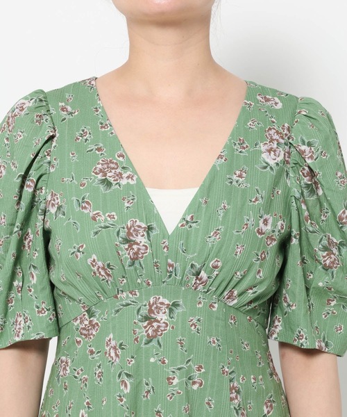 mysty woman（ミスティウーマン）の「レトロフラワーVネックワンピース 666532（ワンピース・レディース・グリーン/ネイビー・FREE）」の10枚目の写真