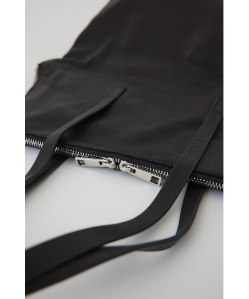 RIM.ARK（リムアーク）の「【PRE ORDER】W-zip leather bag ダブルジップ レザーバッグ（トートバッグ・レディース・ブラック・FREE）」の7枚目の写真